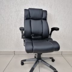 Кресло Barneo K-44 для руководителя (черная экокожа) в Тавде - tavda.mebel24.online | фото